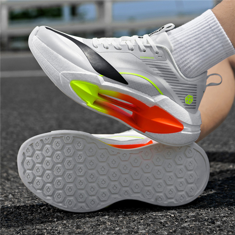 أحذية جري كربونية 2027 للرجال  - مراجعة Running Shoe Carbon وسعره