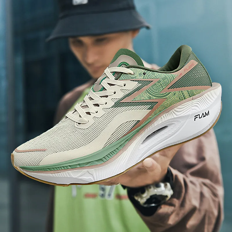 أحذية جري بلوح كربوني خاص للما - مراجعة Running Shoe Carbon وسعره