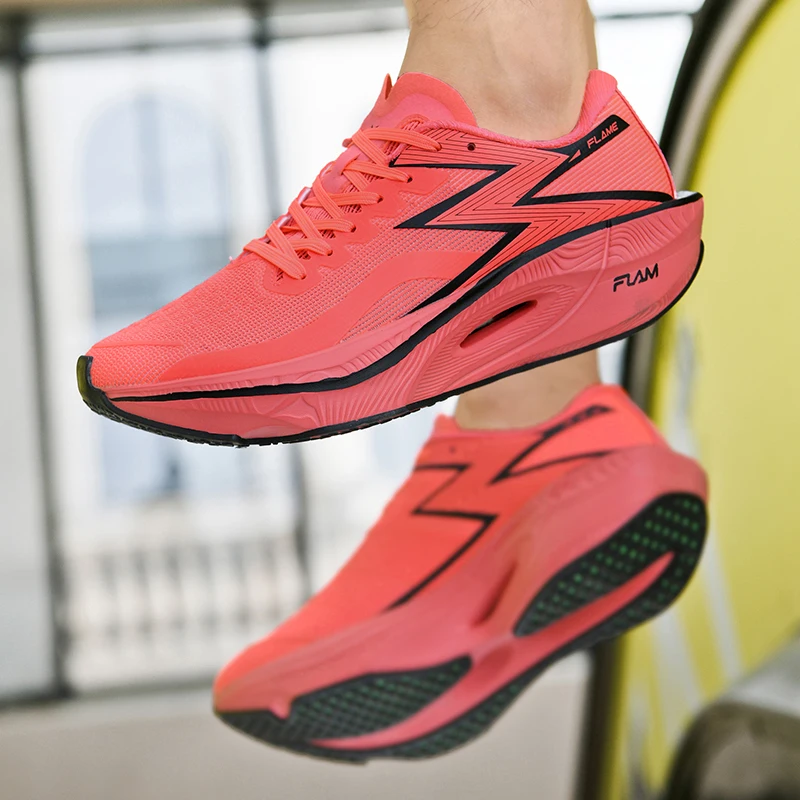 أحذية جري بلوح كربوني خاص للما - مراجعة Running Shoe Carbon وسعره