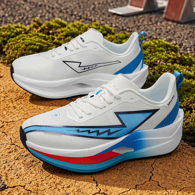 أحذية ركض ماراثون للرجال والنس - مراجعة Running Shoe Carbon وسعره