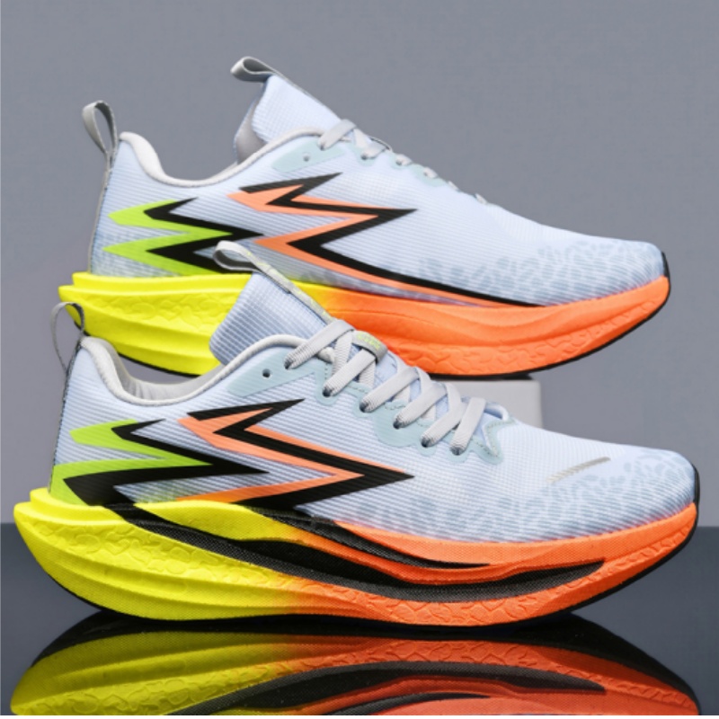 أحذية الجري للرجال والنساء خفي - مراجعة Running Shoe Carbon وسعره